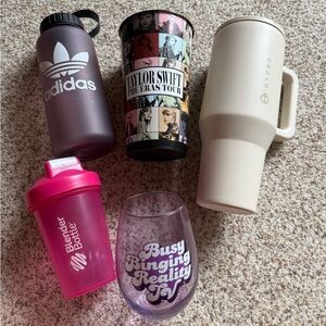 Various girls cups and tumblers